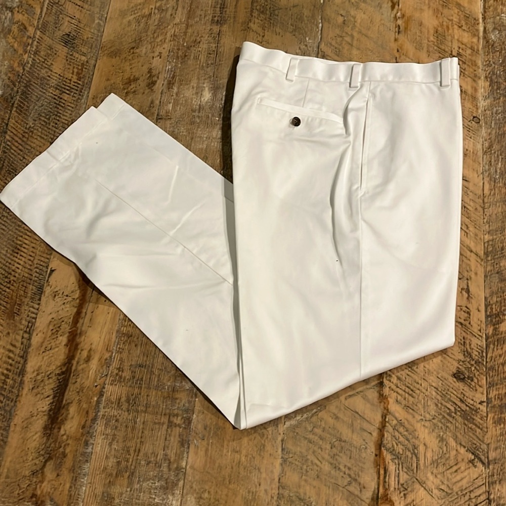 Brooks Brothers lightweight advantage chino Clark 34/34‎ in white NWOT